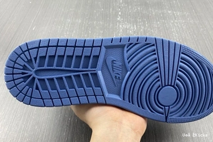 1863 1 OG Mystic Soft Retro CZ0790- Navy Low Jordan 186 0730